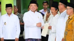 Serahkan 13 Sertipikat di Banten, Menteri ATR/Kepala BPN Ajak Organisasi Keagamaan “Keroyok” Percepatan Sertipikasi Tanah Wakaf
